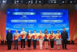 【聚力同行 共啟新程】我司參加嘉定區華亭“五一”“五四”主題慶?；顒?，并以區級榮譽獲得者登臺領獎